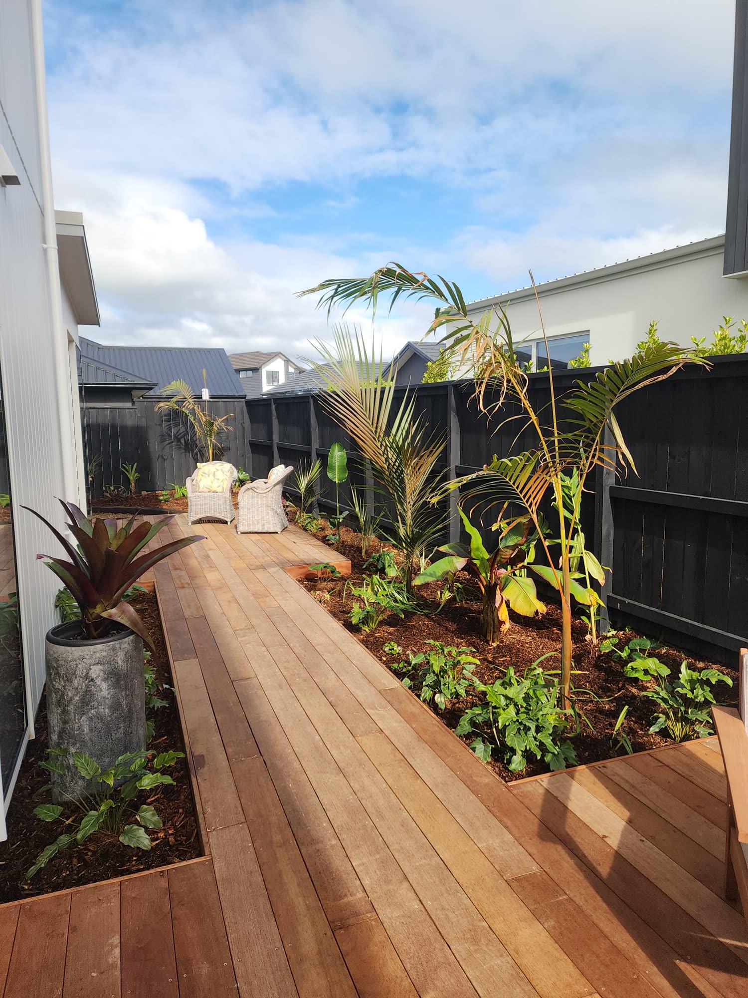 Narrow side garden boardwalk and planting: decking photo 08