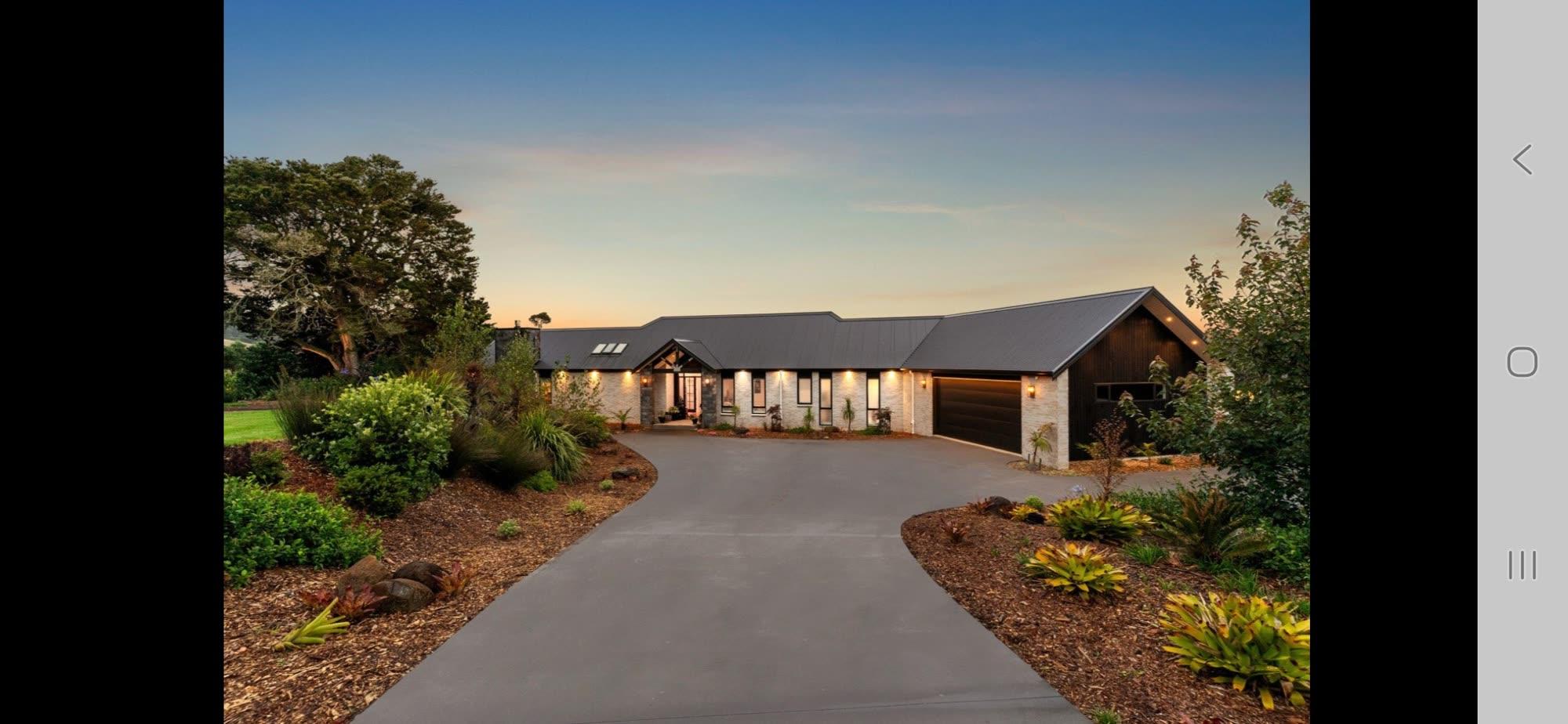 Property showcase reference images: finished landscape reference photo 06